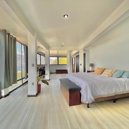 Monaco Apartment Сан Педро Ла Лагуна Екстериор снимка